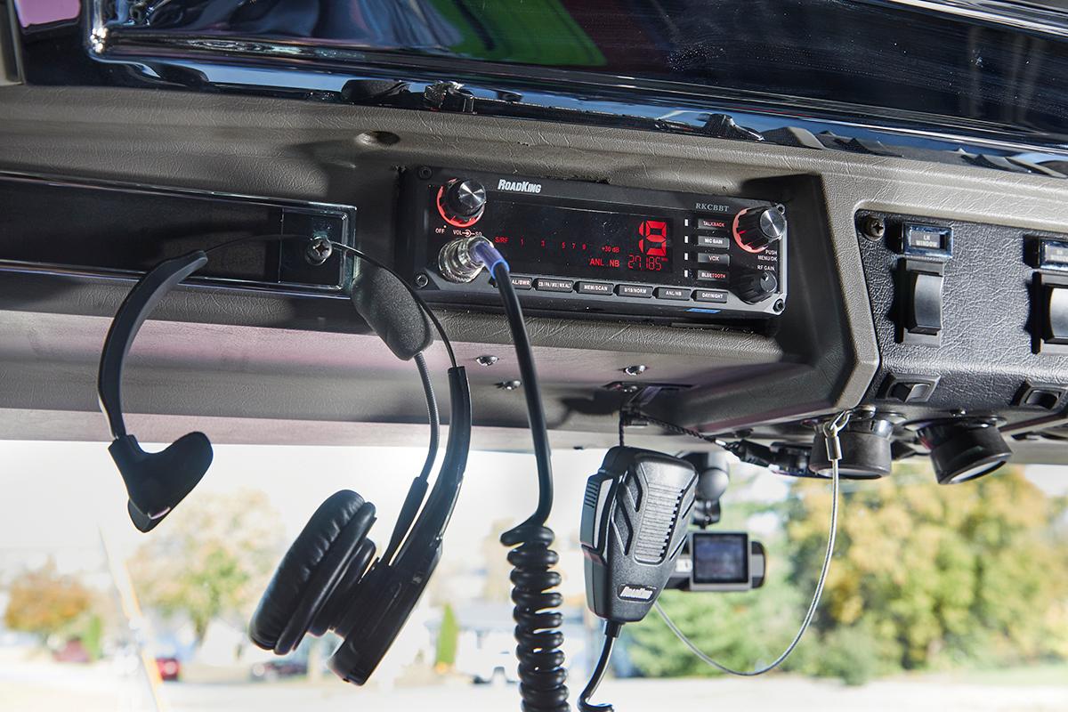 5 Reasons a CB Radio is Lifesaving